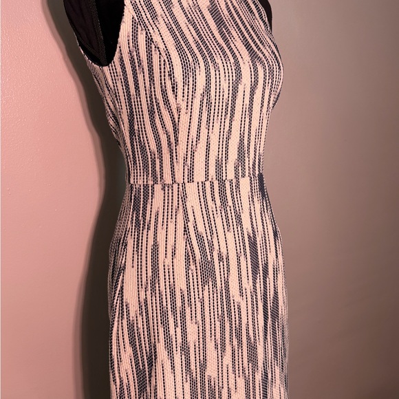 J.Crew Straight Italian Tweed Dress (Sheath Dress) Size 2 Navy Blue/White - Picture 2 of 8